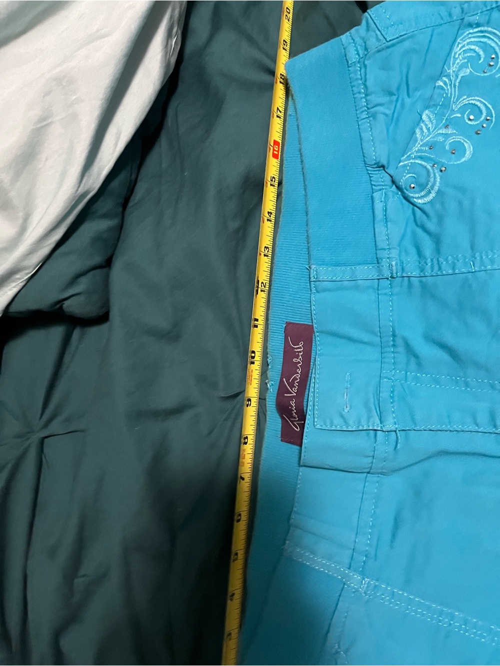#32 shorts, blue colored, Gloria Vanderbilt, size: 16 - Picture 8 of 10